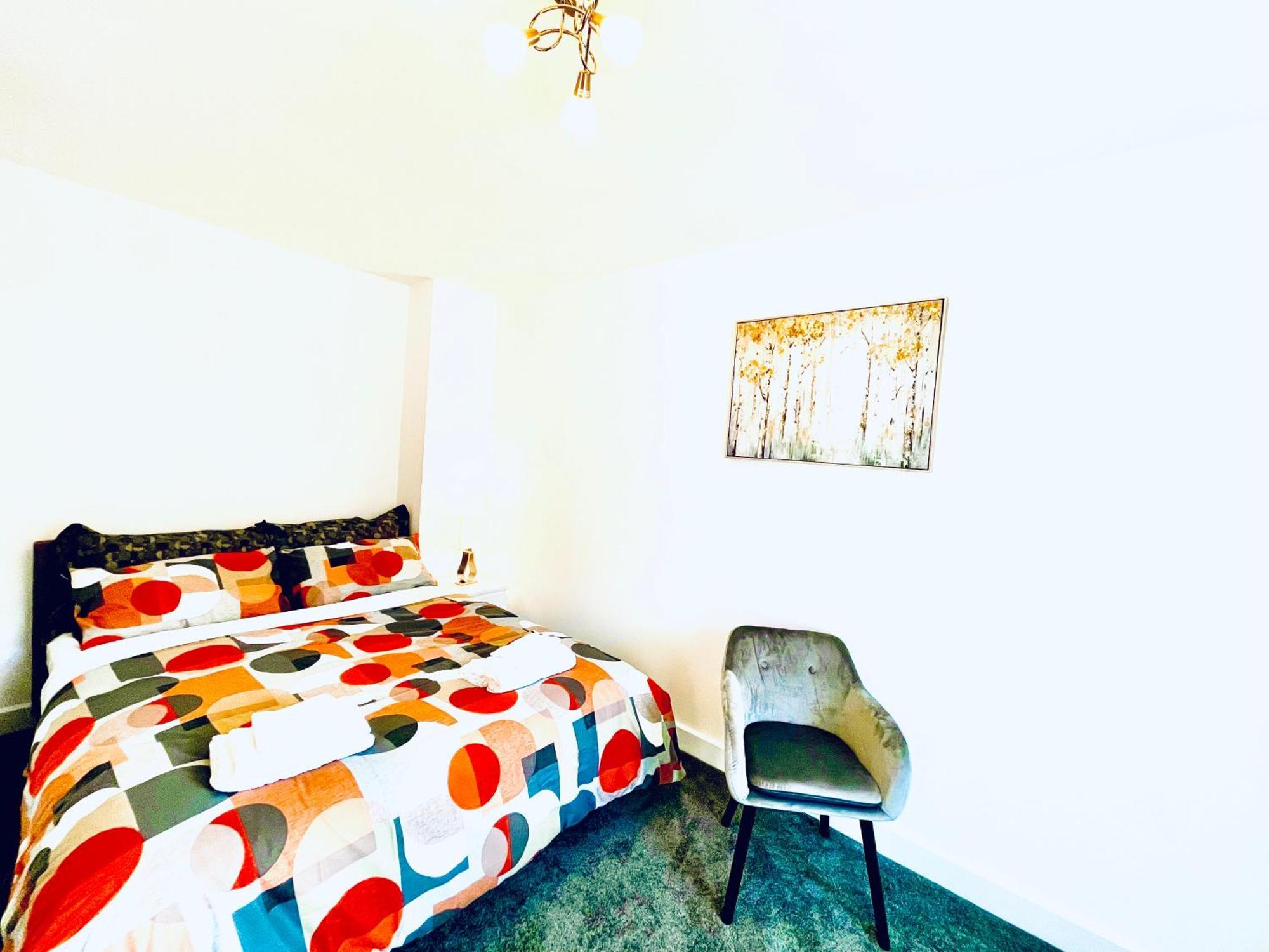 Ferienwohnung Modern Townhouse, Sleeps 4 With Parking Wakefield Exterior foto